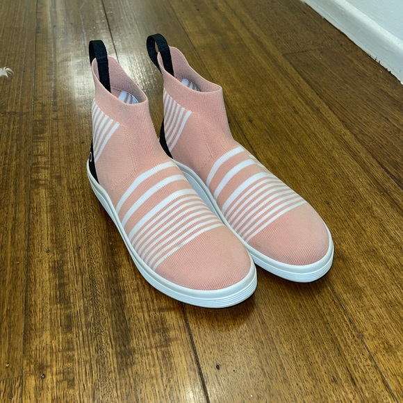 ADNO Sock Sneakers - Picture 3 of 6